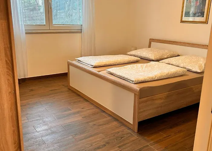Vali Apartment 1