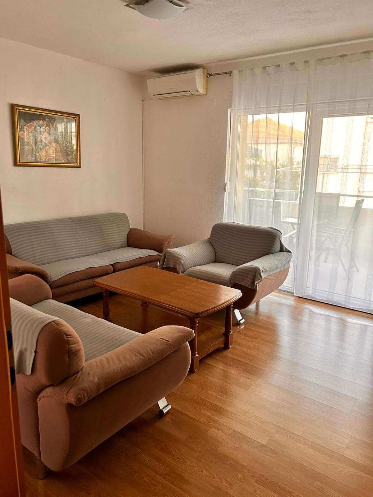 Vali 1 Trogir