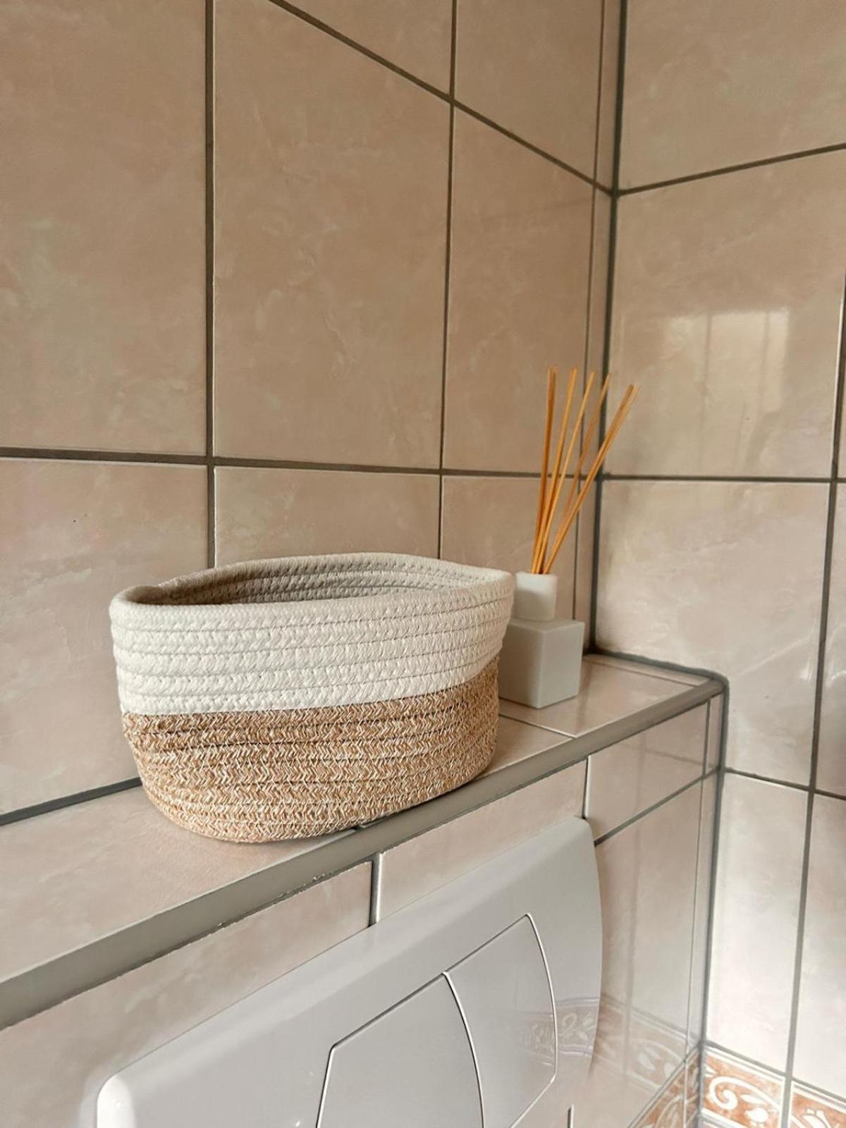 Apartman Vali 1 *